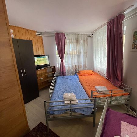 Hotel Constantinescu A. à Buşteni Extérieur photo